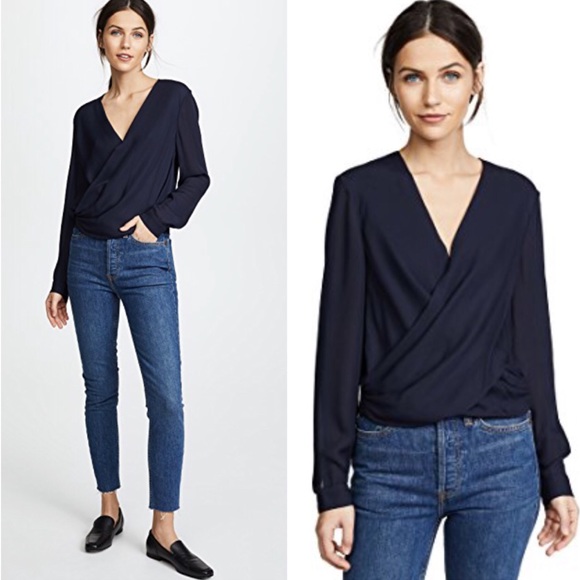 L'AGENCE Tops - •L’AGENCE• Gia Snap Back Blouse In Midnight
